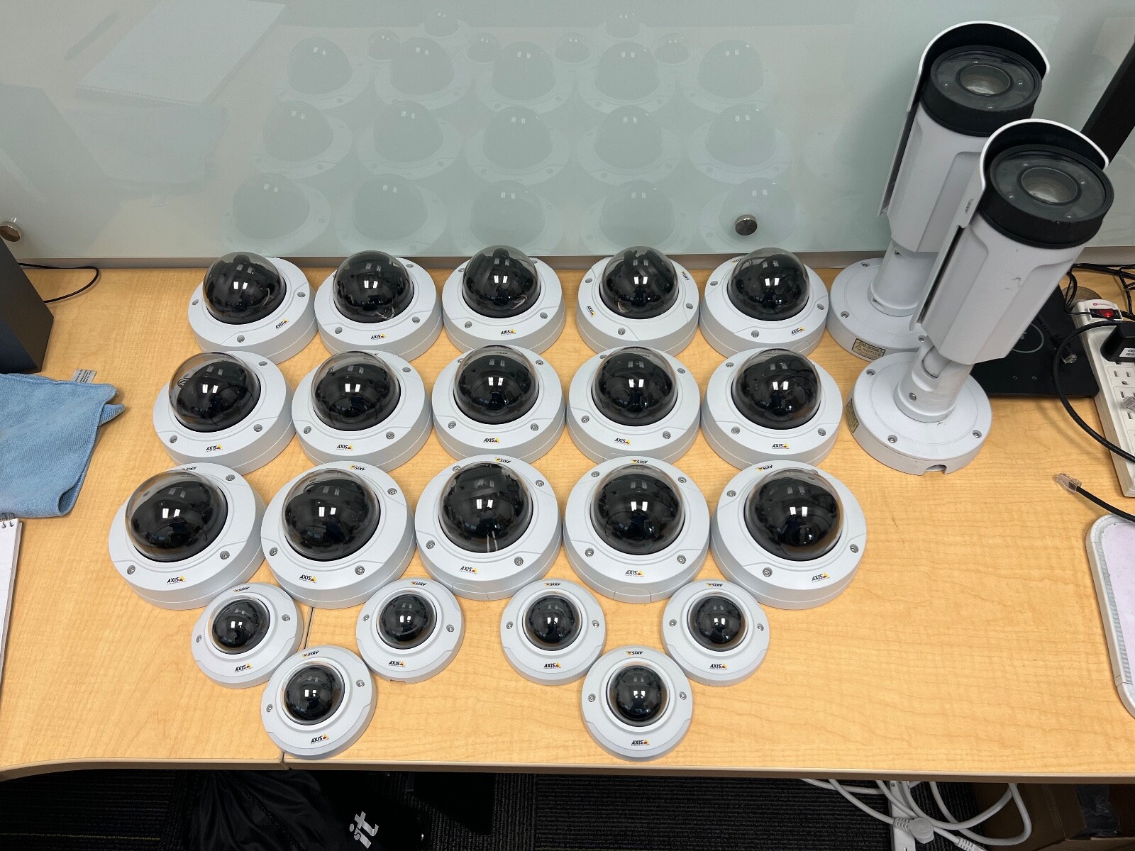 For Office Or Large Space - 23 Cameras!!