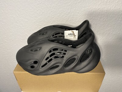 adidas Yeezy Foam Runner Onyx 43 US 9 NEU OVP | eBay