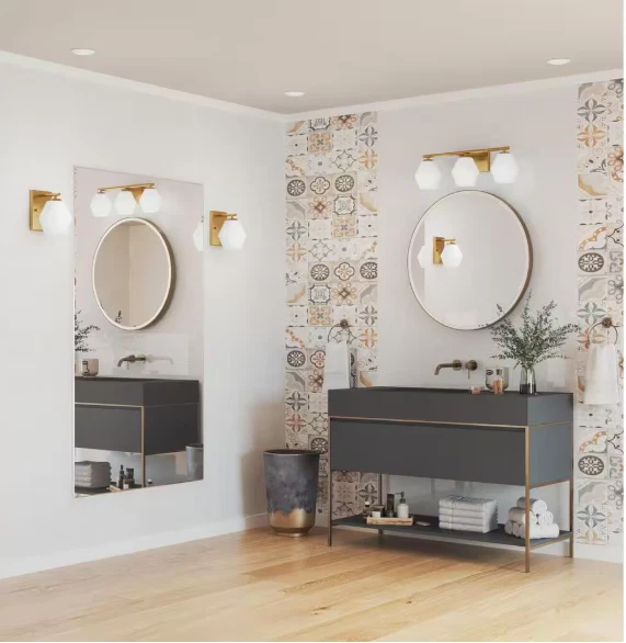 Progress Lighting Copeland 24 pulgadas Vidrio opalino ligero tocador dorado cepillado de 3 luces Foto 3 de 4