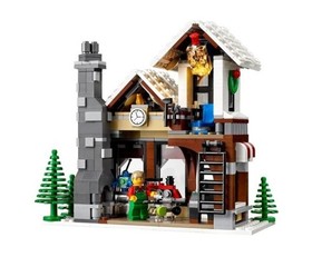 LEGO 10199 Winter Toy Shop Christmas Village Set Retired Holiday LEGO NEW