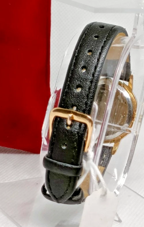 RAVEL Women's Gold Tone Black Faux Leather Strap Quartz Watch - VGC & Working - Image 3 of 4