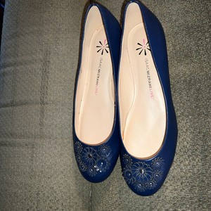 Isaac Mizrahi Navy Blue Slip On Flats Shoes W/Embellishments Size 8M Pre-owned