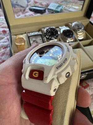 G-SHOCK DW-6900 ホワイト/レッド G-Shock Red And White Watch | eBay