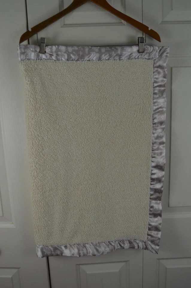 Manta crema bebé koala safari zoológico animal borde satinado elefante tortuga jirafa Foto 2 de 4