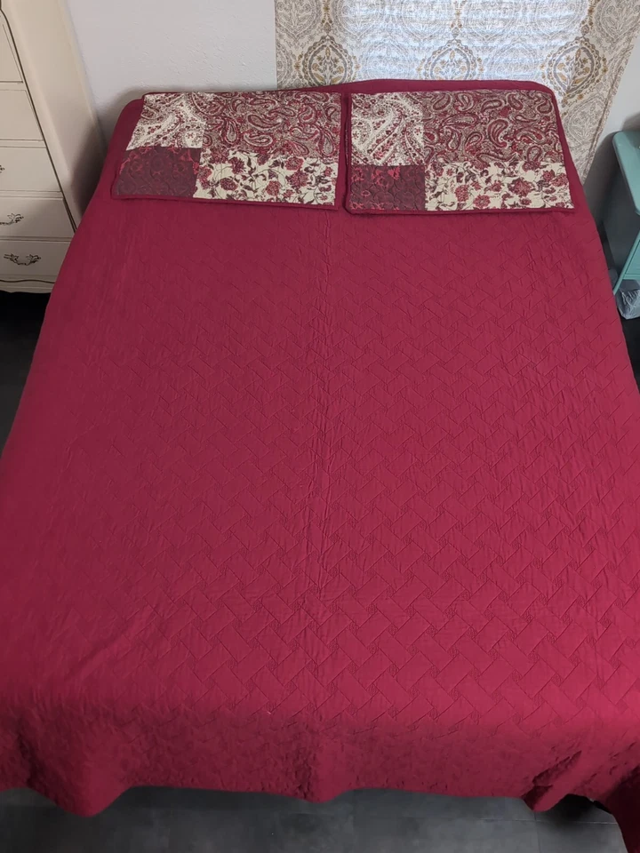 Colcha edredón de algodón rojo Martha Stewart y 2 fundas de almohada de cachemira completas/queen Foto 2 de 4