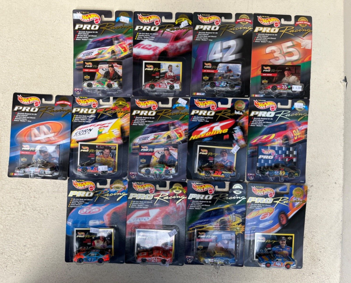 Hot Wheels NASCAR PRO Racing Cars - Lot of 13 MIB