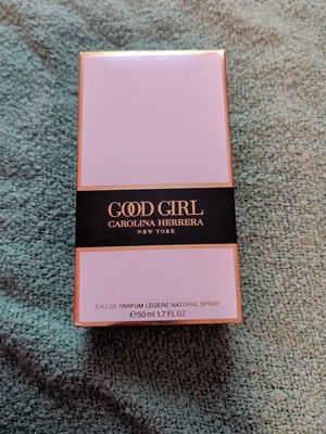 Good Girl Carolina Herrera Eau de Parfum Legere Natural Spray 1.7 fl oz New Box