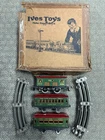 + Ives Prewar O Gauge 3258 Locomotive 2 Car Passenger Set 551 552 w/ Box