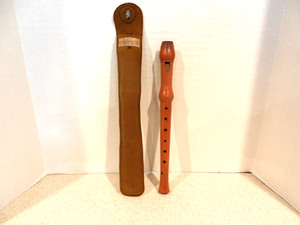 Kung Recorder Hargail N.Y.C. Swiss Made W/ Case Soprano C" - #6DO