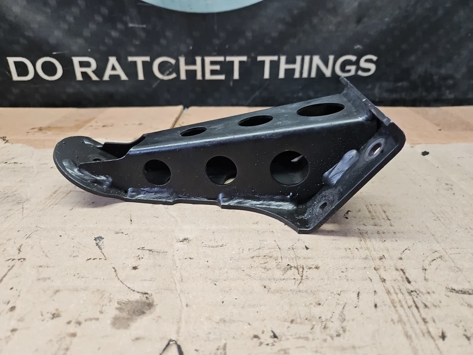 Soporte de soporte de montaje motor izquierdo BMW E30 325e 325i M20 84-92 11811128499 Foto 3 de 4