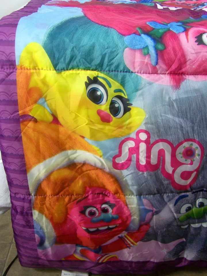 Saco de dormir DreamWorks Trolls pijamada camping niñas jóvenes 28x56 Foto 3 de 4