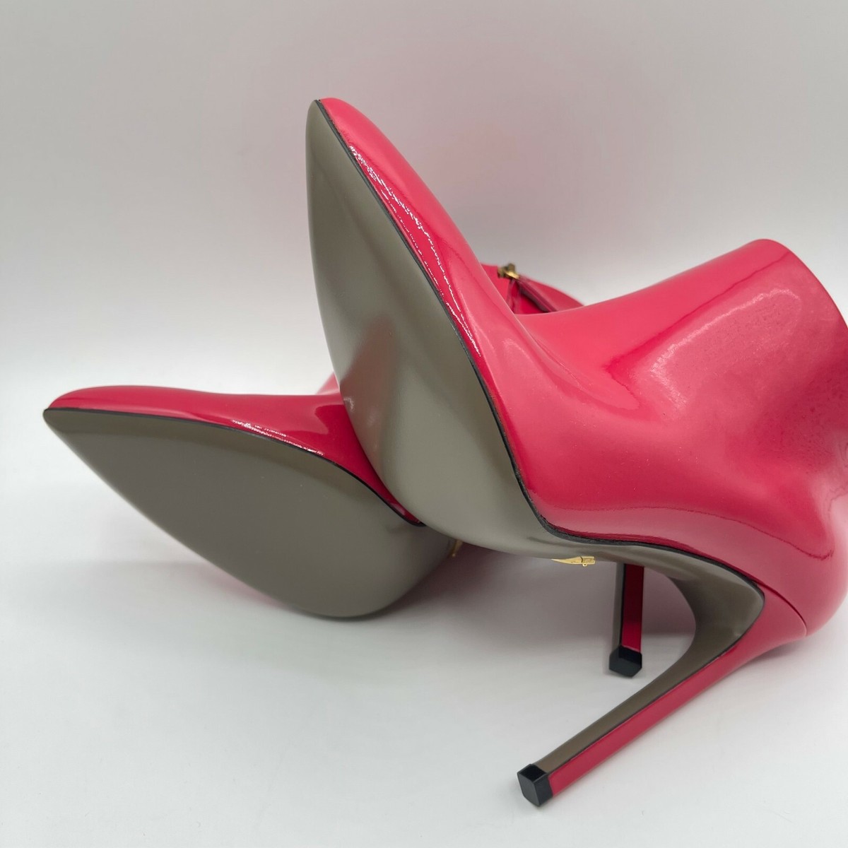 Gucci★Fuchsia Pink Patent Leather Heel Ankle Bootsサイズ37 $795 Gucci Fuchsia Pink Patent Leather Heel Ankle Boots EU