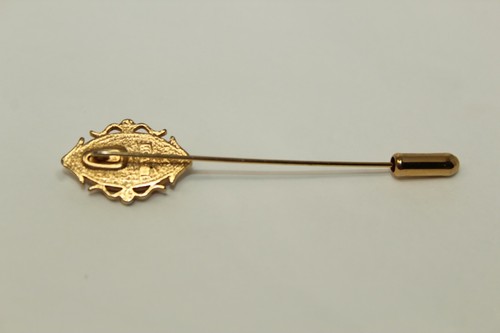 Vintage Goldtone AVON Oval Cameo of Woman Faux Pearl Stick Pin - Picture 4 of 6