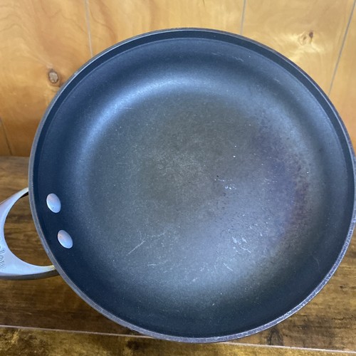 Calphalon 10 in Pan 1390 Frying Skillet Non-Stick 15.4 cm Omelette Kitchen Used - Picture 17 of 18