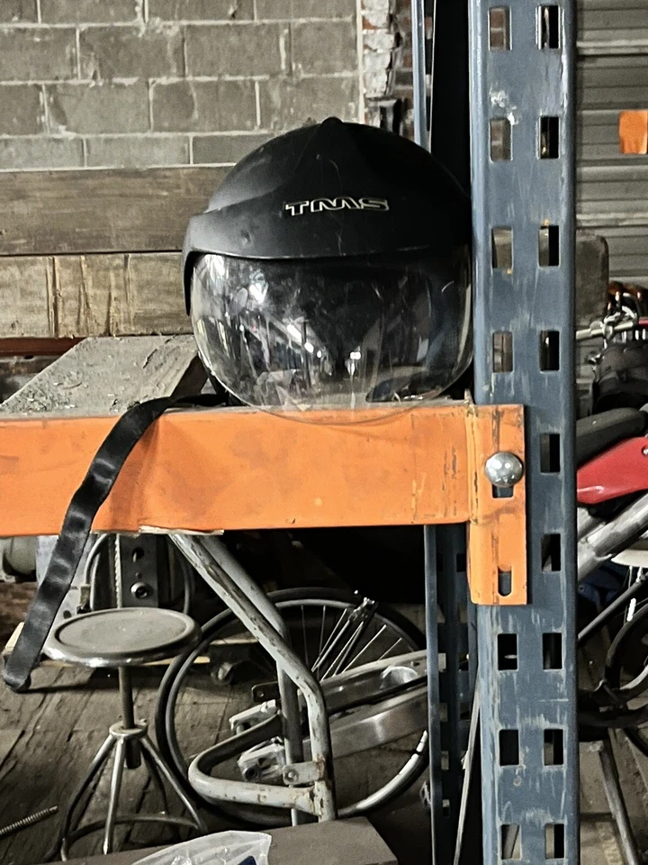 Casco moto tms xl (correa tiene daños) Foto 3 de 4