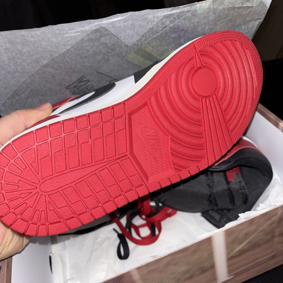 Talla 7- Air Jordan 1 Retro OG Puntera Alta Negra Reimaginada Nuevo en Caja Foto 4 de 4