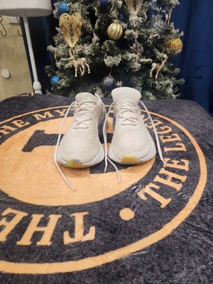 Nike React Infinity Run Flyknit Men s Size 10 Cream/ Iridescent Running Shoes