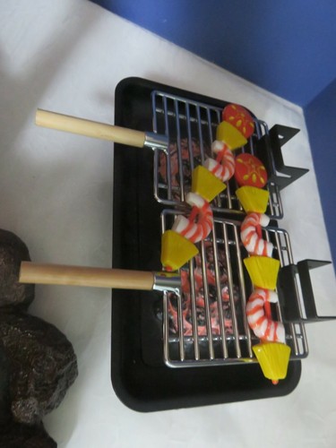Firepit, Lounge Chair and Grill with food 18" doll AG or OG type doll - Bild 5 von 6