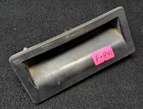 5N0827566 VW Seat Skoda Hebel Knopf Kofferraum Heckklappe Original
