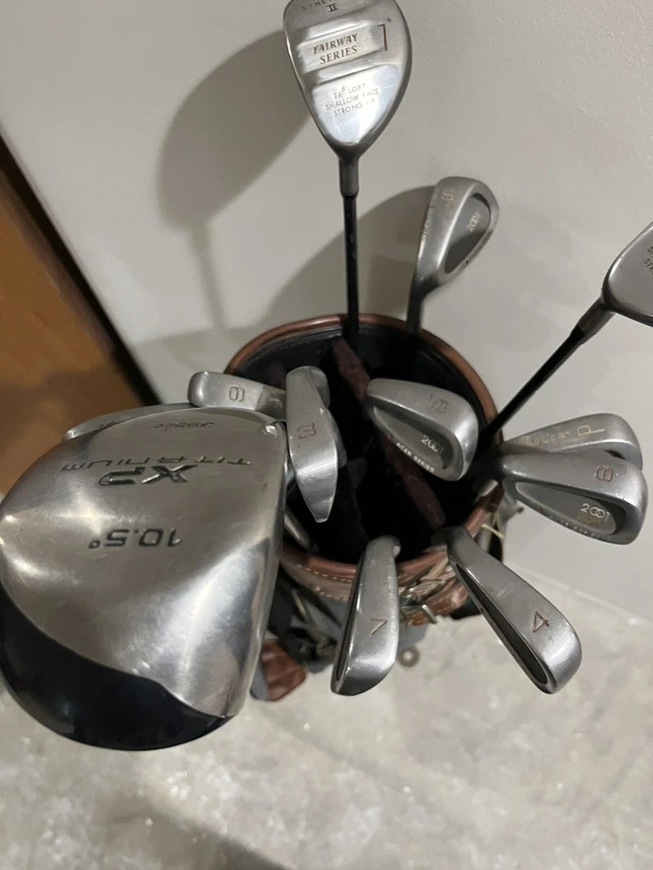 Ofertas👍Bolsa de golf vintage profesional clásica de lona verde y cuero 13 hierros y 3 camisetas Foto 3 de 4