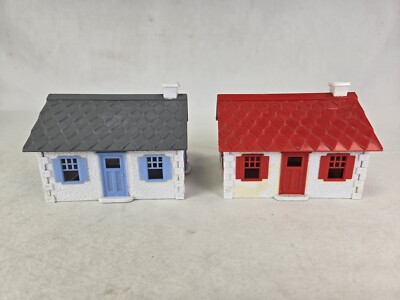 Two (2) Built Plasticville Cape Cod Houses O Scale With Custom Work