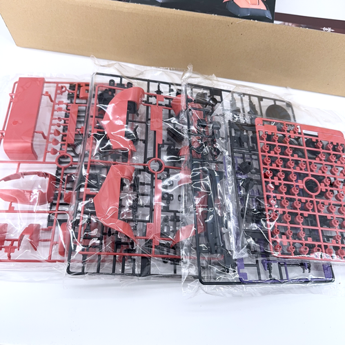 Perfect Grade MS-06S ZAKU-II Principality Of Zeon Customize Mobile Suit Kit - Picture 9 of 17