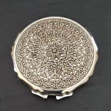 VTG Eisho Powder Compact/Mirror/Silver Metal/Floral Design