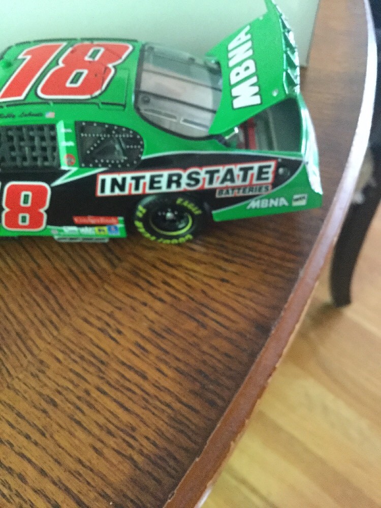 Picture 4 of 9