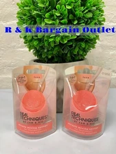 Real Techniques by Sam & Nic Miracle Mixing Blender Sponge for Foundation 2 PCs