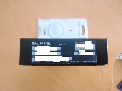 Samsung Galaxy S24 FE S721U 128GB Black T-MOBILE ONLY with PopGrip - Zdjęcie 4 z 5