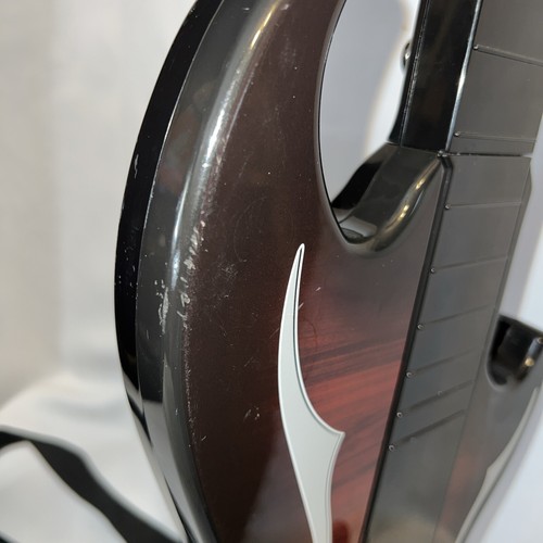 Psyclone Essentials Kingmaker wireless guitar & Strap no dongle for PS2 PSE1981 - Picture 7 of 12