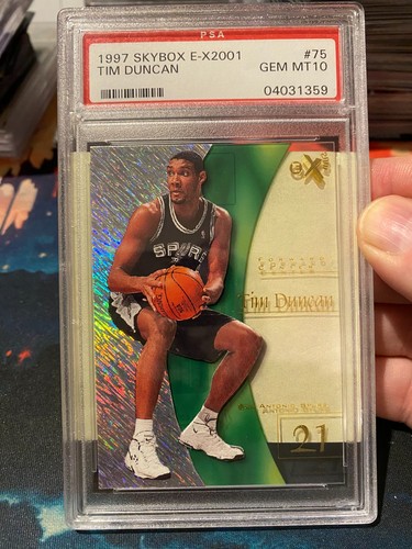 Tim Duncan #75 1997 Skybox E-X2001 card