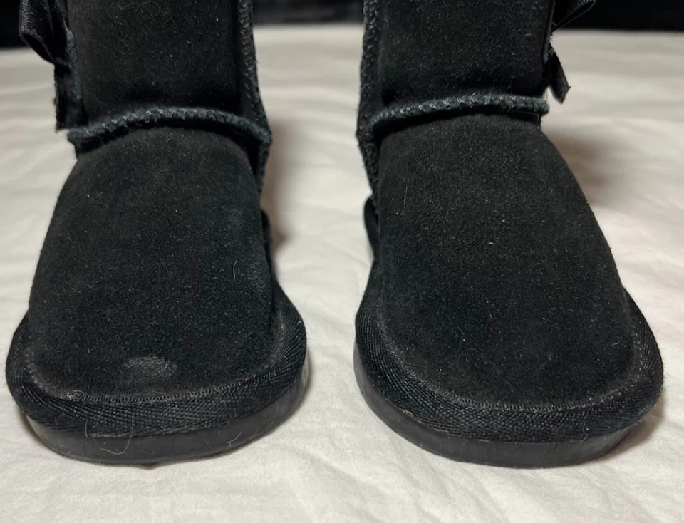 Botas Koolaburra By UGG Niñas Pequeñas Talla 5 Negras Altas 3 Lazos Forro Suave Victoria Foto 4 de 4