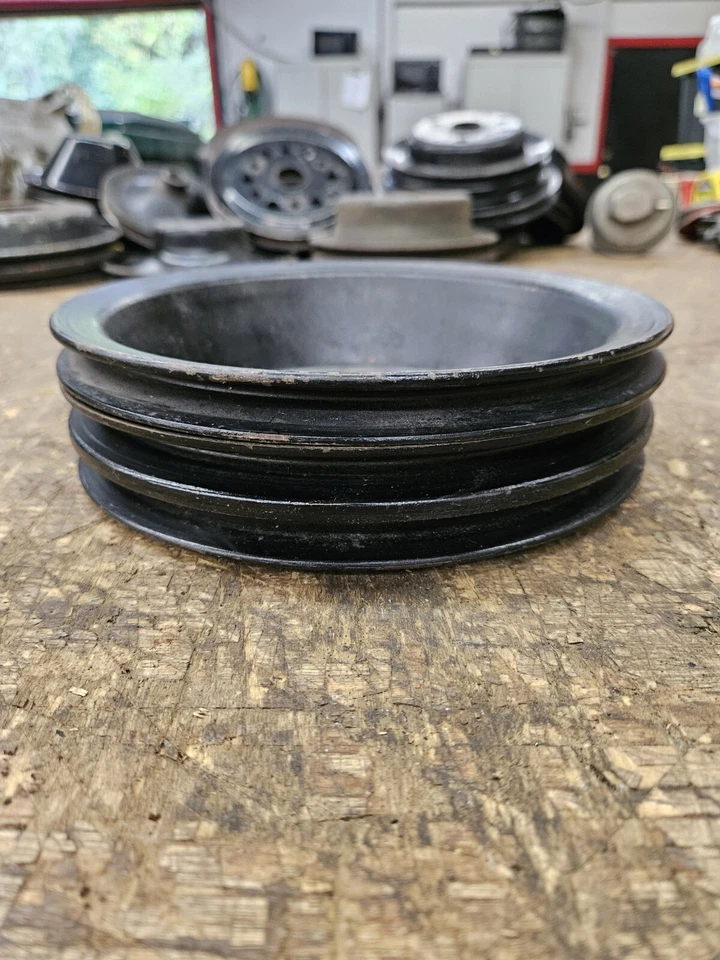 Polea cigüeñal de 2 ranuras/GM# 360453 AN 1 ranura Chevrolet Monza GM# 3911013 BW 2 ranuras/GM# 360453 Foto 3 de 4