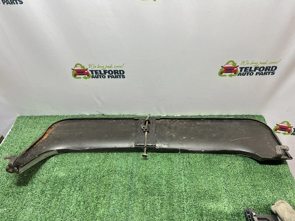 72 73 74 75 76 GM Cadillac DeVille Fleetwood 1971 guardabarros trasero faldón OEM 1974 Foto 3 de 4