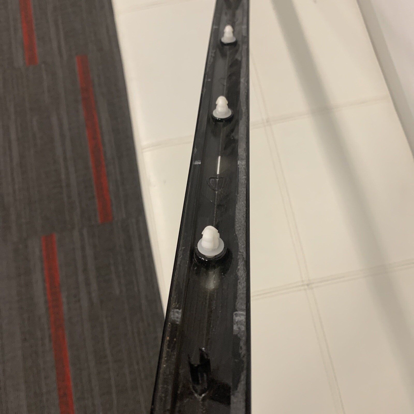 BENTLEY GT DOOR PROTECTION TRIM LEFT DRIVER 3SD853515 OEM 2020