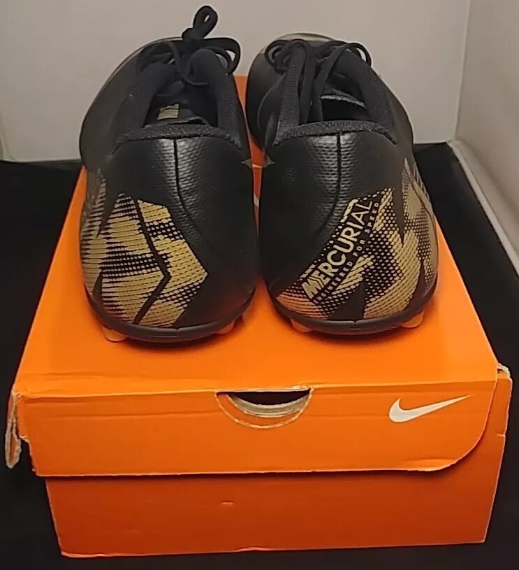 Nike Vapor 12 Club FG BLACK GOLD Soccer Cleats Men Size 12 Women size 13.5 NIB! image 3