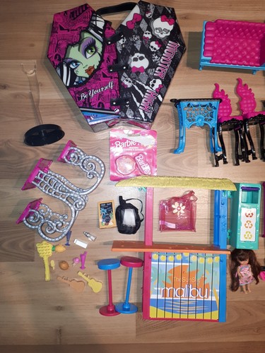 Mixed Dolls Lot 4 - Bratz, Monster High, Barbie, etc. Approx. 12 Pounds - Picture 2 of 16