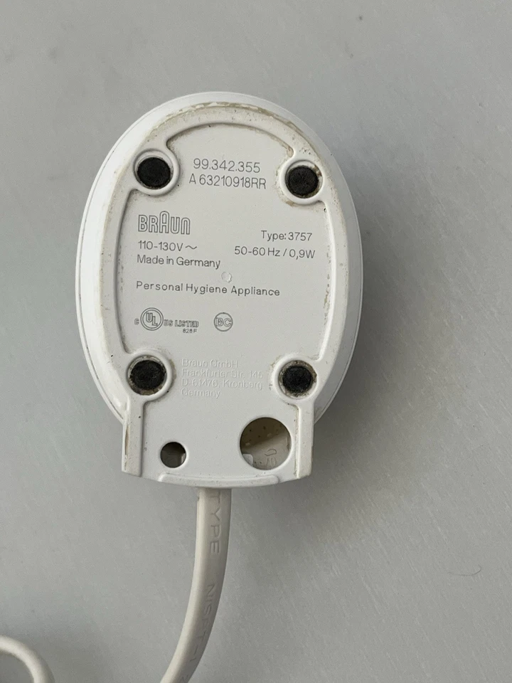 Braun Oral-B Tipo 3757 Cepillo de Dientes Eléctrico Base Cargador de Goteo Blanco EE. UU. Foto 4 de 4