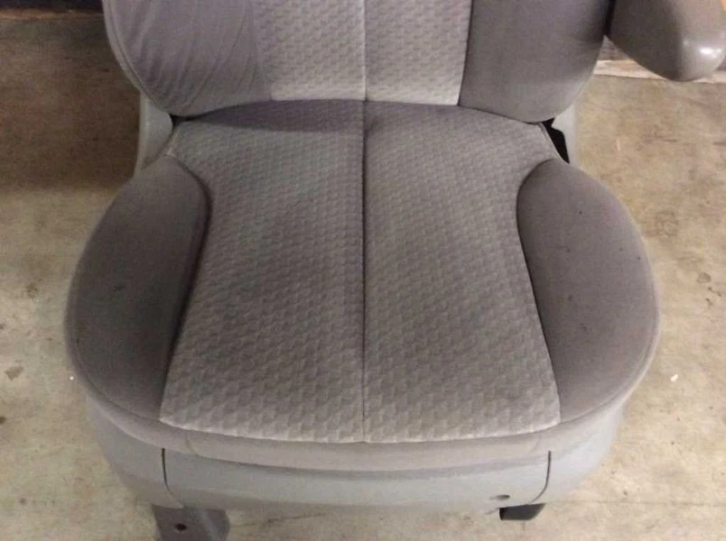 Asiento cubo derecho pasajero delantero tela topo se adapta a Chrysler Pacifica 2004-2008 Foto 4 de 4