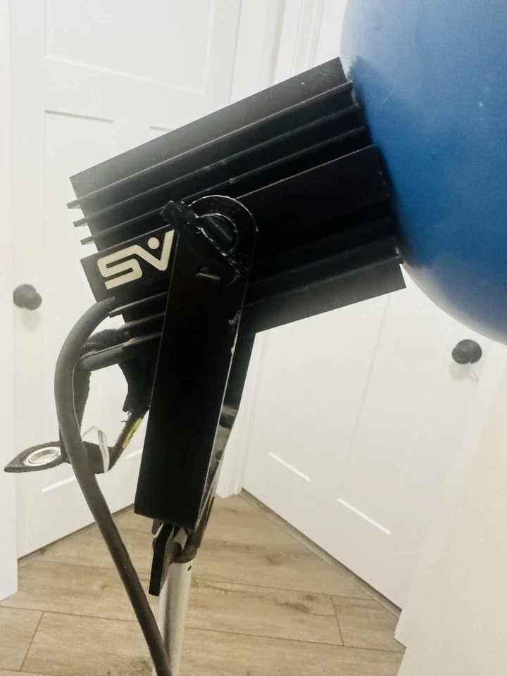 Smith-Victor A80 (46319) 600W Quartz Light w/ 8" Reflector + Bogen Italy Stand - Image 4 of 4