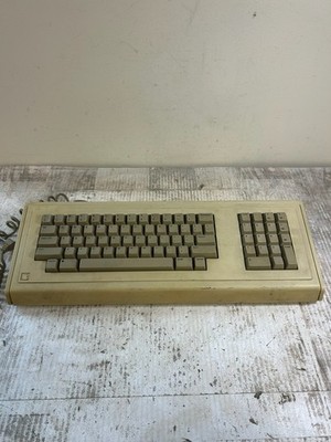 Vintage Apple LISA A6MB101 Keyboard Extremely Rare Grail Apple Computer Untested