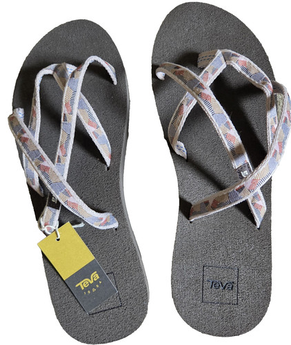 NWT Teva Olowahu Flip Flops Waterfall Antique Gold Size 10