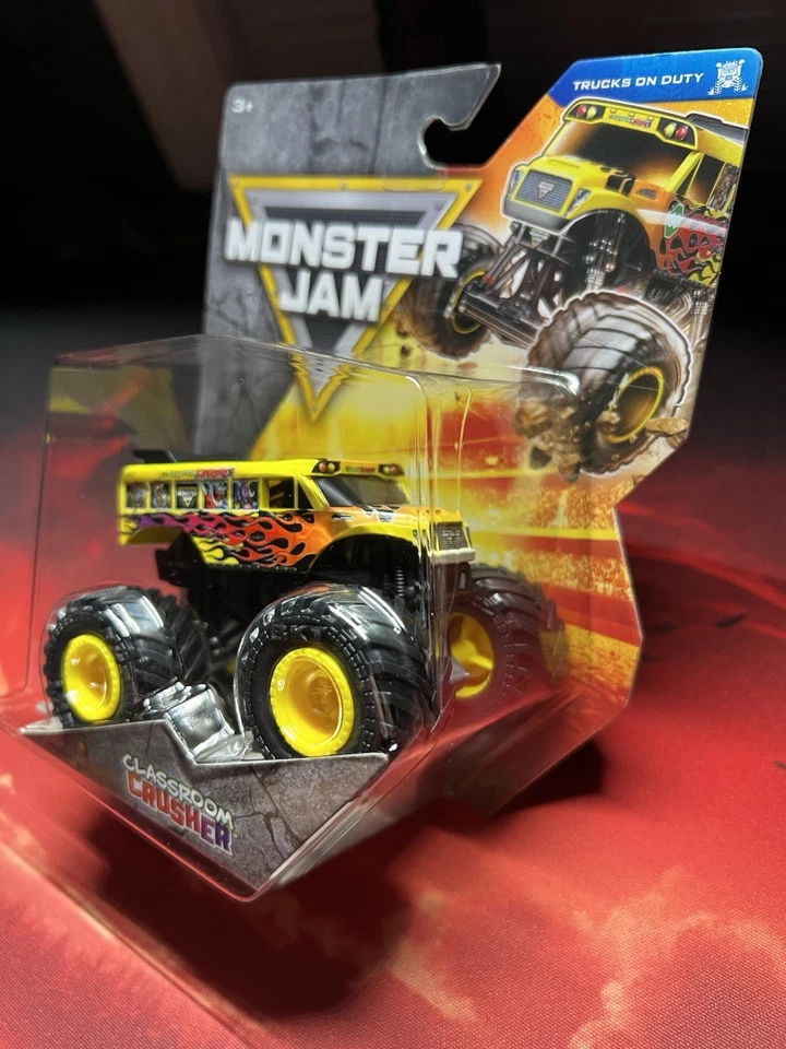 Дробилка классная Monster Jam 2025 серия 1:64 44 дежурные грузовики - Изображение 2 из 4