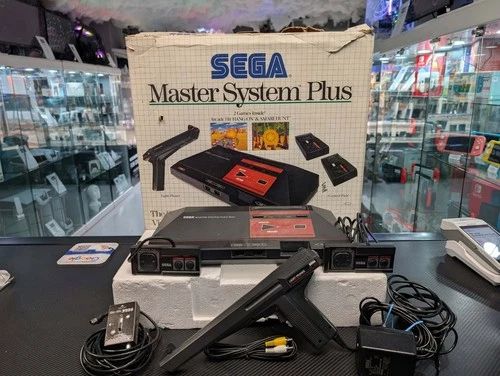 Sega Master System Plus Console 1 – Controllers, Light Phaser, Boxed – Tested