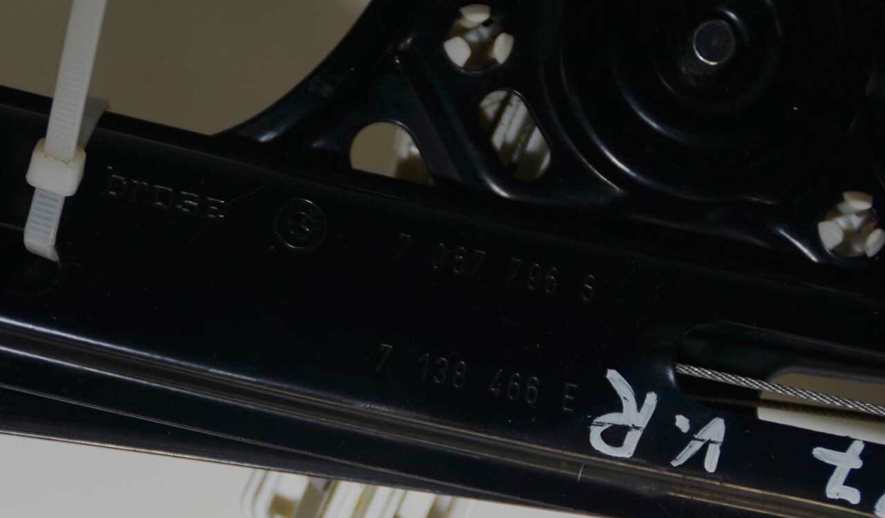 Window Regulator BMW 1ER E87 LCI Drive Motor Front Right Genuine 7067796 7138466 eBay