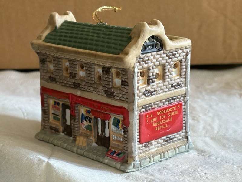 Ltd Edition 1994 F.W. Woolworth Co. 5 & 10¢ Store ChristmasOrnament, NoLight