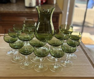 18 PIECE Sasaki Coronation GREEN Wine Glasses Crystal Twisted Stem COCTAIL SET