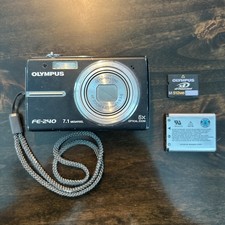 Olympus FE-240 7.1MP 5x Optical Zoom Digital Camera - Complete W/XD Card