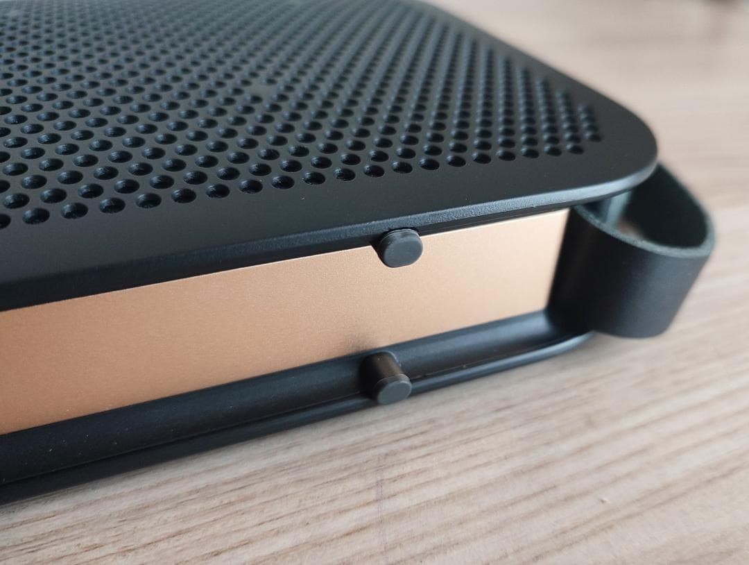 Bang & Olufsen Beoplay A2 Bluetooth B&O Play Portable Speaker Used